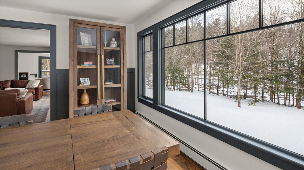 More Photos Of 56 Turner Mill Ln, Stowe Specialty For Sale