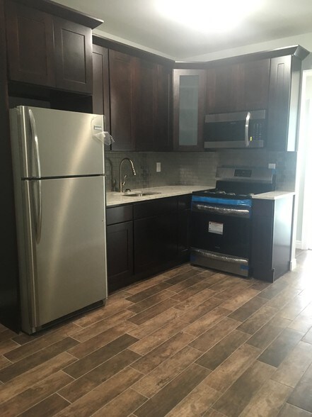 More Photos Of 9110 Avenue L, Brooklyn Storefront For Sale