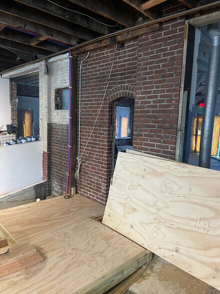 More Photos Of 1321 W Broad St, Quakertown Medical For Lease