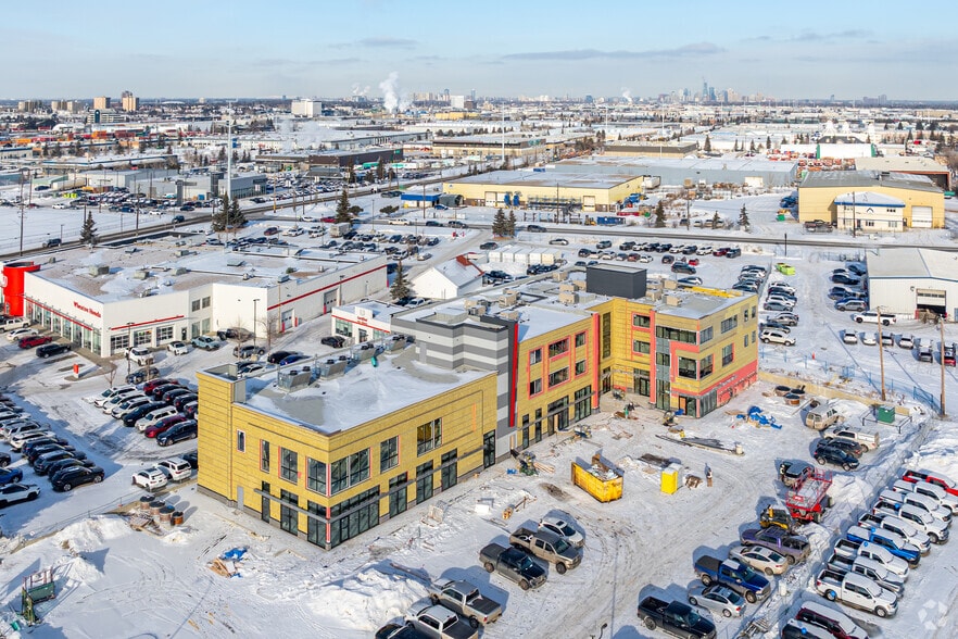 More Photos Of 9508 34 Ave NW, Edmonton Office For Sale