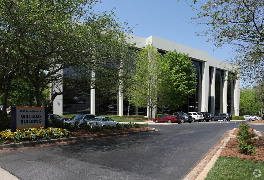 More Photos Of 2877 Brandywine Rd, Atlanta Office For Sale
