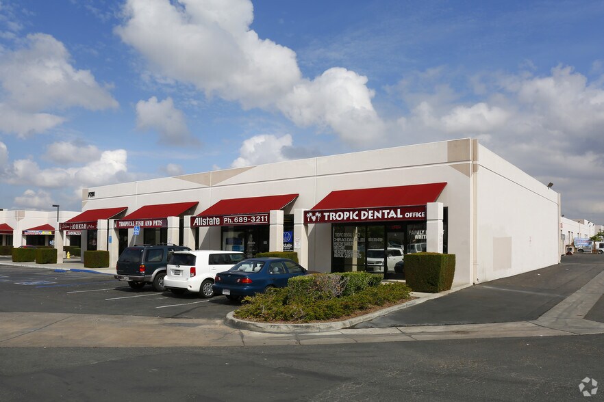 More Photos Of 7203 Arlington Ave, Riverside Unknown For Lease