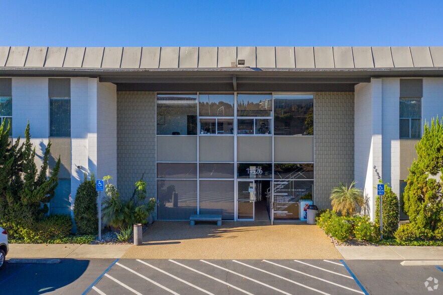 More Photos Of 11526 Sorrento Valley Rd, San Diego Research And Development For Lease