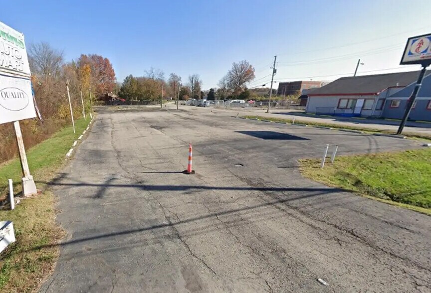 Primary Photo Of 6313 Preston Hwy, Louisville Land For Sale