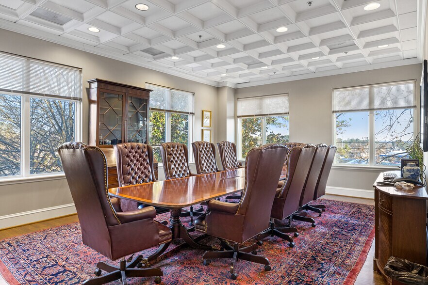 More Photos Of 532 E Paces Ferry Rd NE, Atlanta Office For Lease