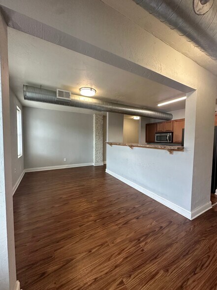 More Photos Of 1021 E Carson, Pittsburgh Storefront Retail Residential For Sale