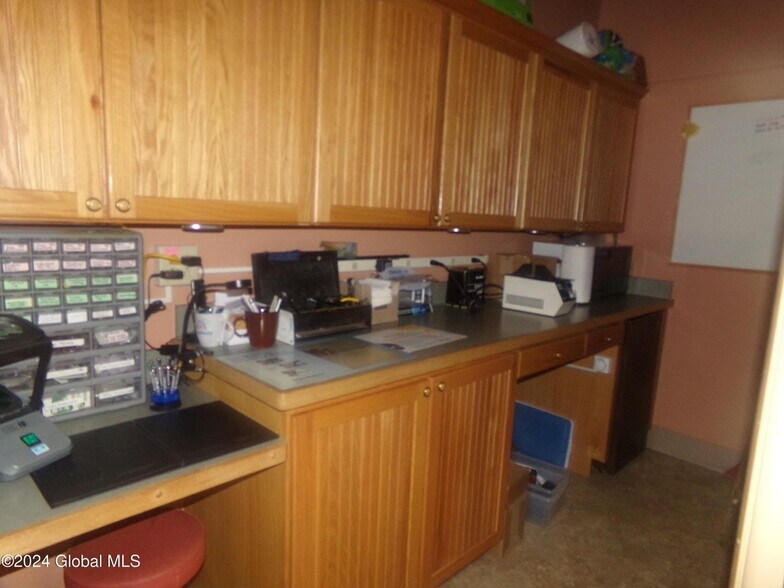 More Photos Of 7-11 Church St, Gloversville Office For Sale