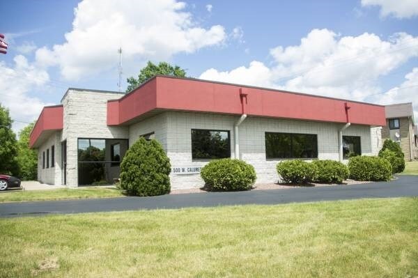 More Photos Of 500 W Calumet St, Appleton Freestanding For Sale