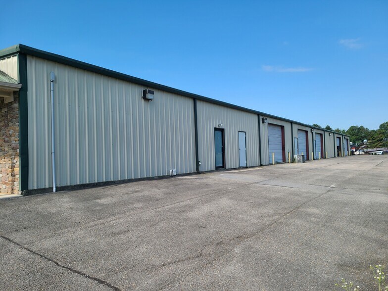 Primary Photo Of 8295 AL-53 Unit F, Toney Industrial For Lease