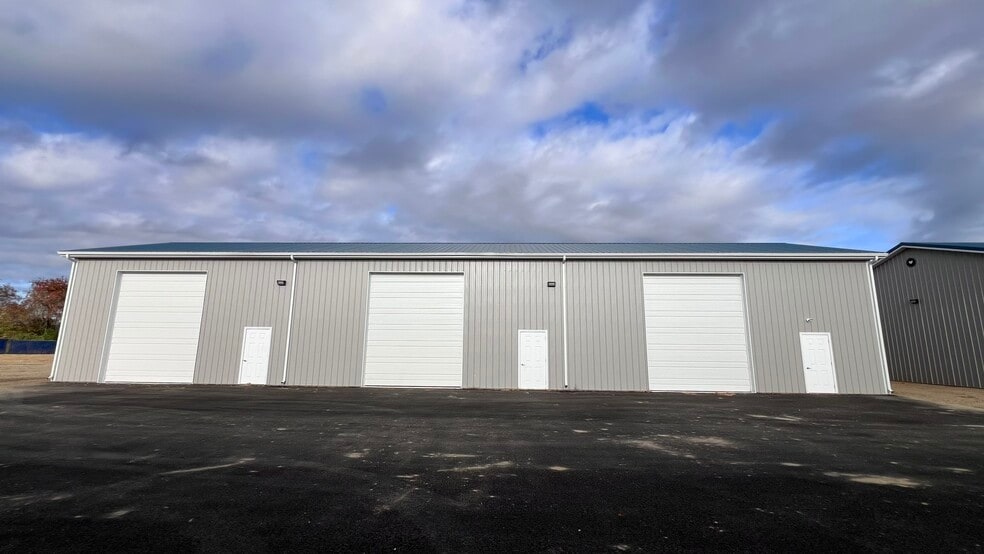 More Photos Of 16727 Coastal Hwy, Lewes Warehouse For Lease