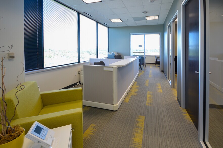 More Photos Of 900 S Shackleford Rd, Little Rock Office For Lease