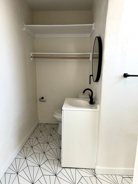 More Photos Of 50 W 32nd St, Tucson Apartments For Sale