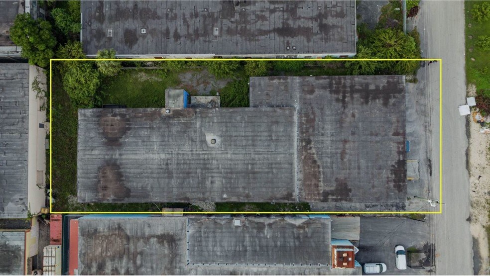 More Photos Of 5550 NW 35th Ct, Miami Warehouse For Lease