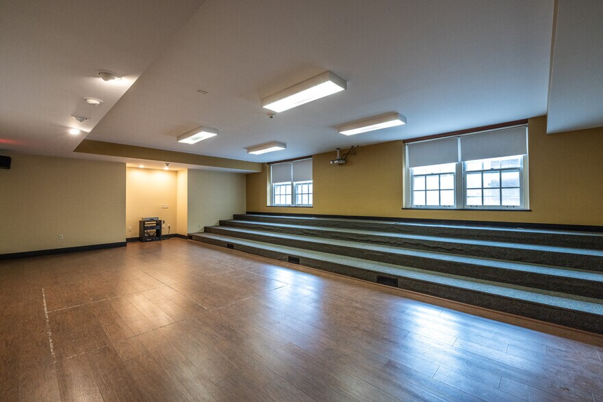 More Photos Of 2344 Center St, Bethlehem Specialty For Sale