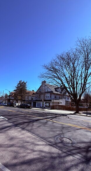More Photos Of 211 S Easton Rd, Glenside Storefront Retail Residential For Sale