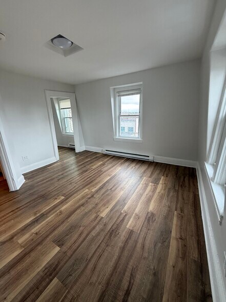 More Photos Of 47 Montgomery St, Pawtucket Apartments For Sale