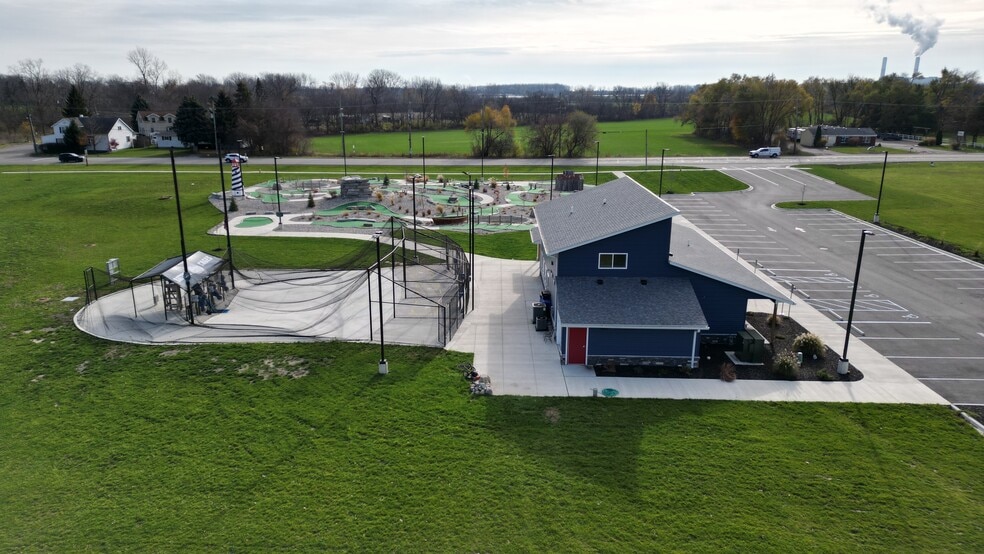 More Photos Of 1879 N Dixie Hwy, Monroe Golf Course Driving Range For Sale