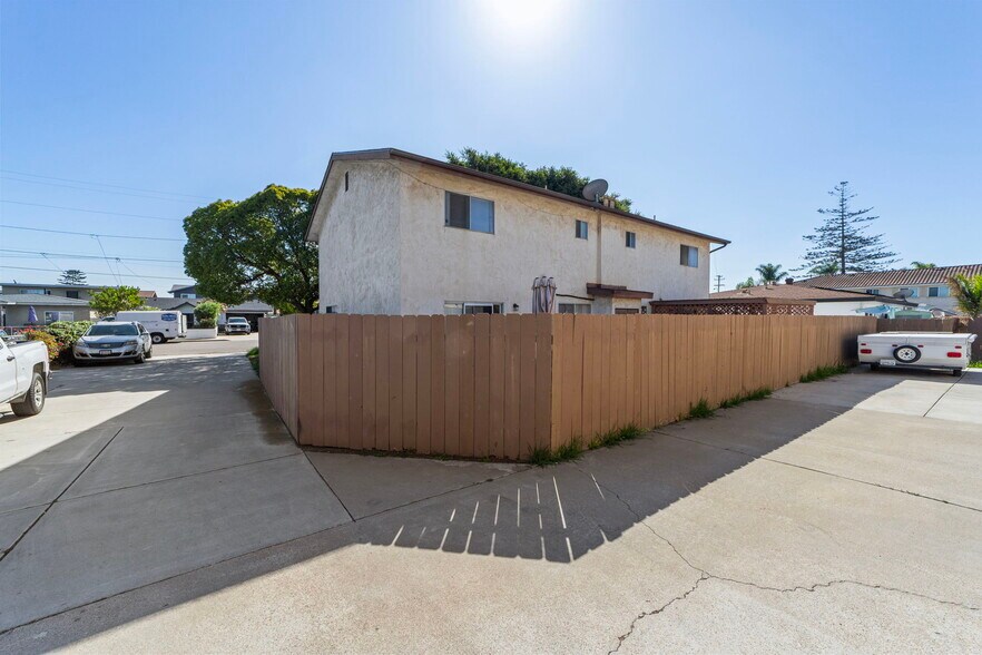 More Photos Of 1150 11th St, Imperial Beach Apartments For Sale