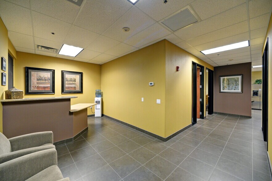 More Photos Of 12409 W Indian School Rd, Avondale Office For Sale
