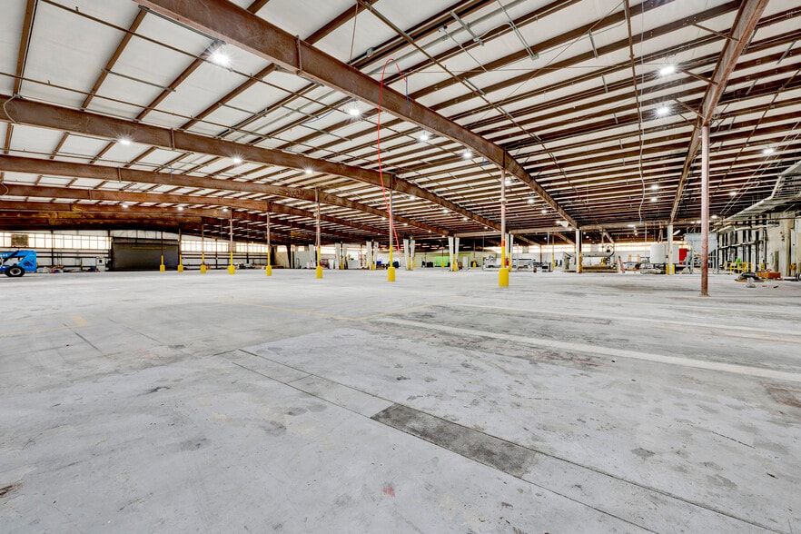 More Photos Of 11746 Barin Field rd, Foley Manufacturing For Lease