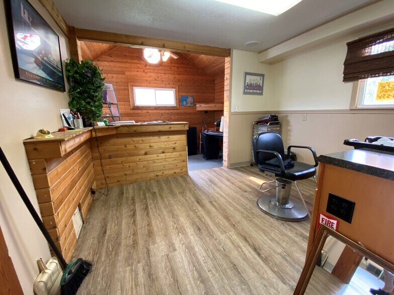 More Photos Of 2404 Union Rd, Cheektowaga General Retail For Sale