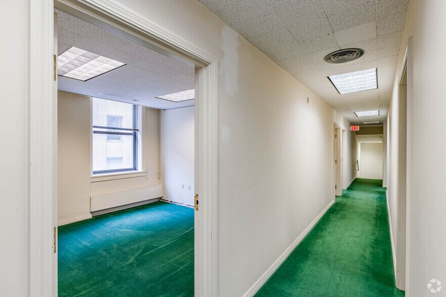 Photo of 3rd Floor Ste Hotel Building