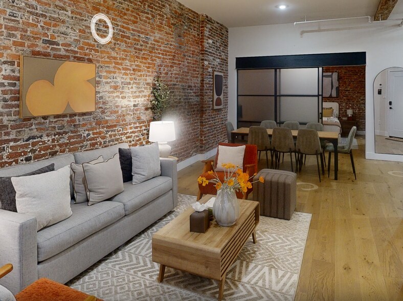 Primary Photo Of 32-34 S Strawberry St, Philadelphia Apartments For Sale