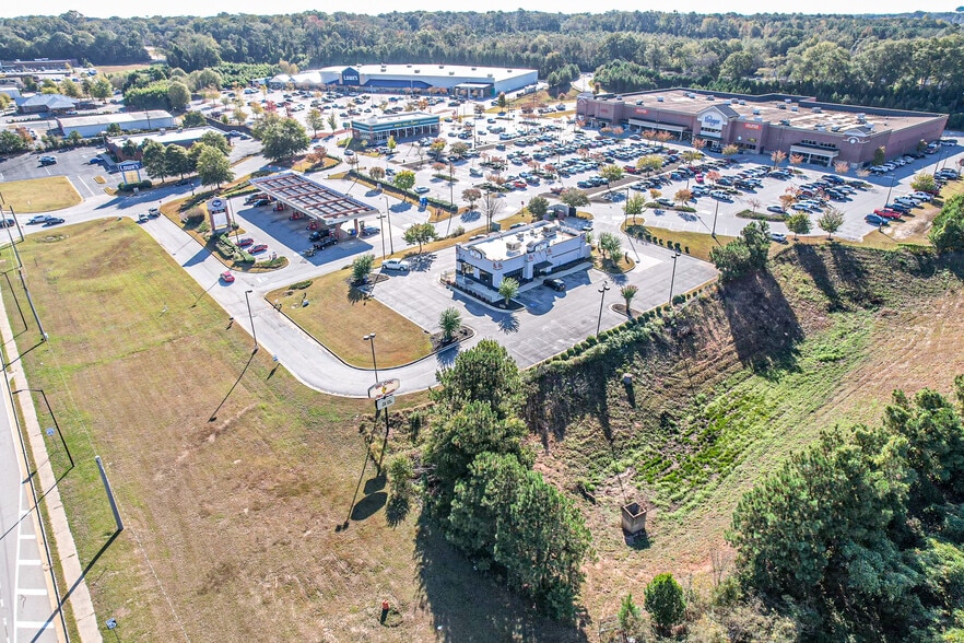 Primary Photo Of 1530 Hwy 16, Griffin Restaurant For Sale