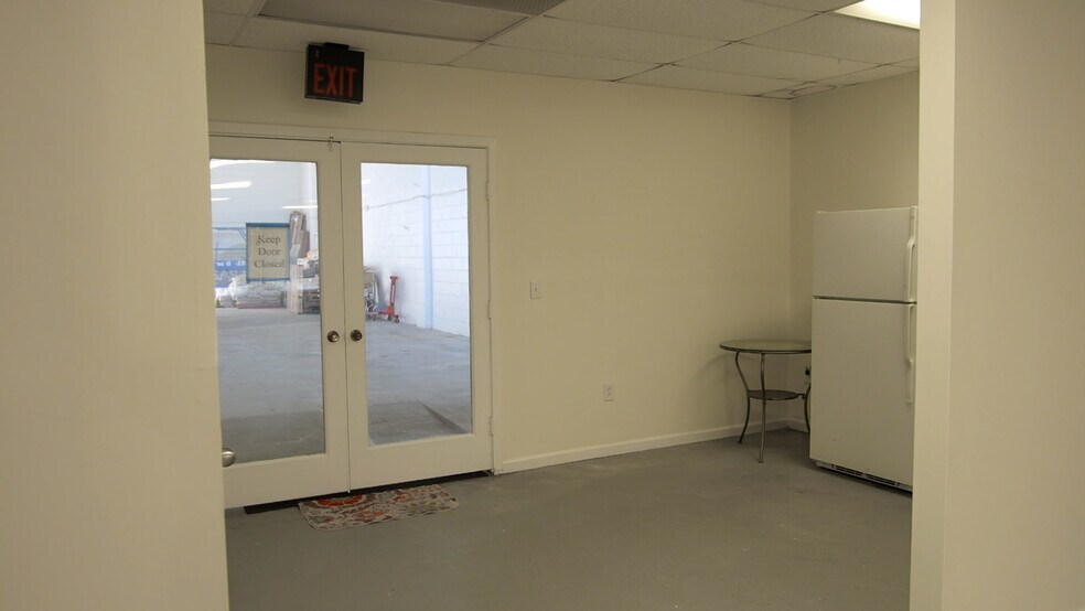 More Photos Of 1429 San Marco Blvd, Jacksonville General Retail For Sale