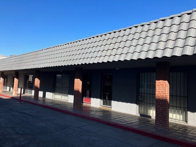 More Photos Of 2325 Western Ave, Las Vegas Light Manufacturing For Lease