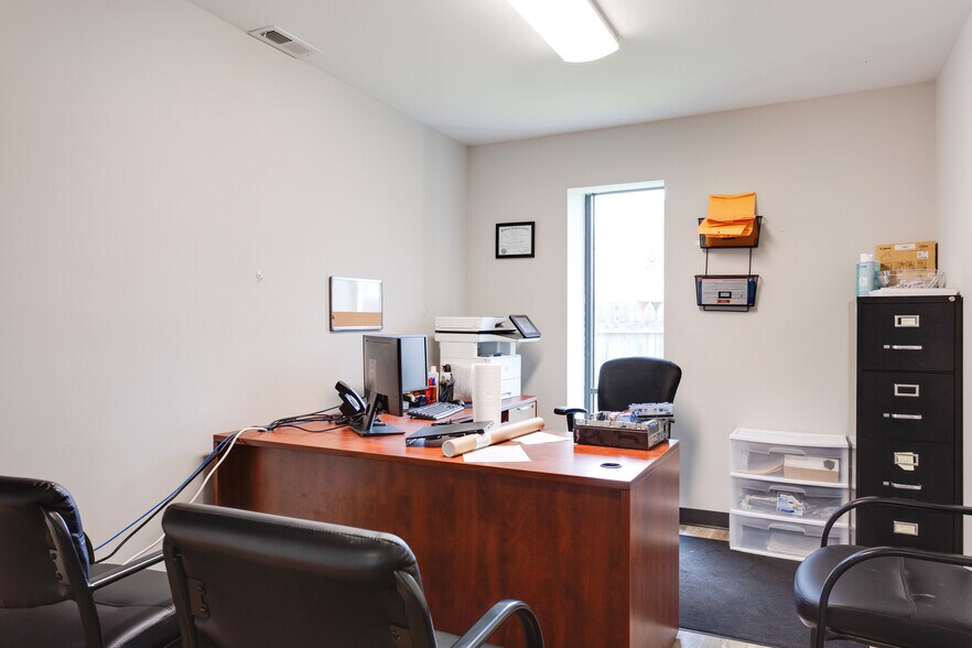More Photos Of 709 Carnegie Pl, Greensboro Freestanding For Lease