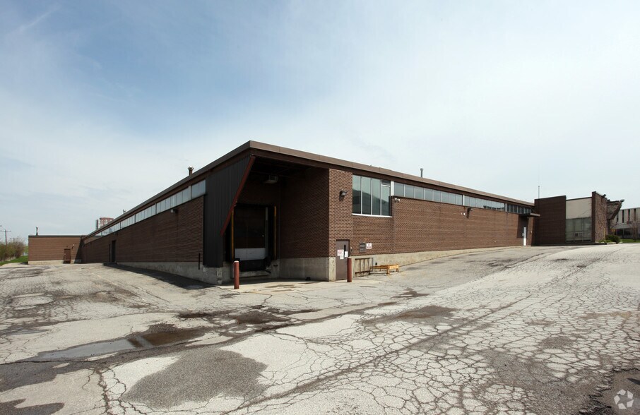 More Photos Of 60-74 Gervais Dr, Toronto Warehouse For Lease