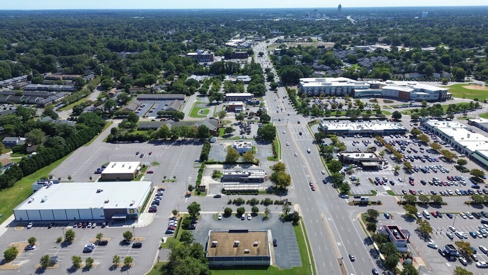 More Photos Of 1014 Independence Blvd, Virginia Beach Fast Food For Lease