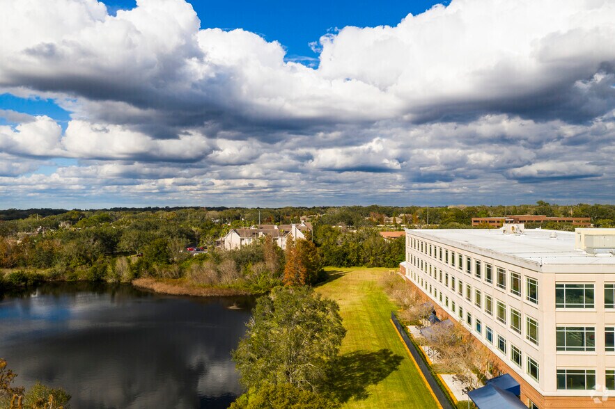 More Photos Of 3620 Queen Palm Dr, Tampa Loft Creative Space For Sale