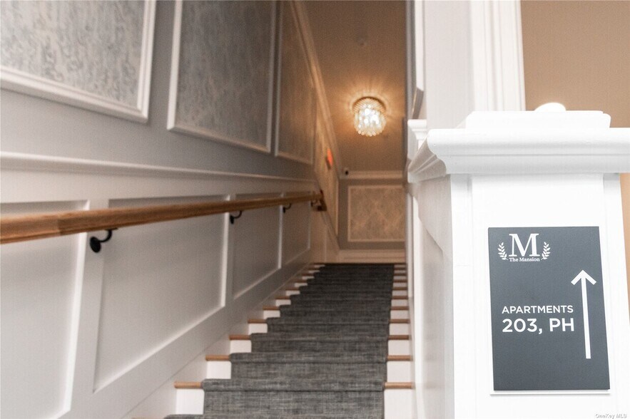 More Photos Of 1090 New York Ave, Huntington Station Apartments For Sale