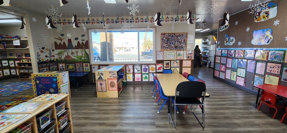 More Photos Of 3707 Vegas Dr, Las Vegas Daycare Center For Sale