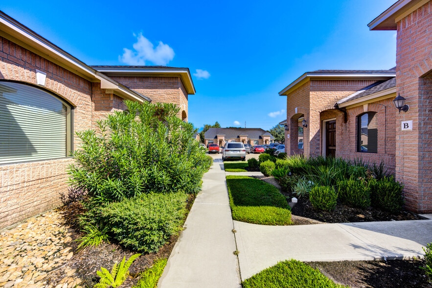 More Photos Of 1836 Snake River Rd, Katy Office Residential For Sale