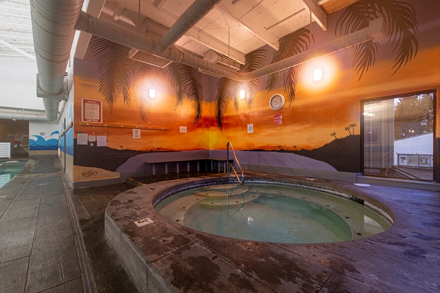 More Photos Of 1713 Beavercreek Rd, Oregon City Freestanding For Lease