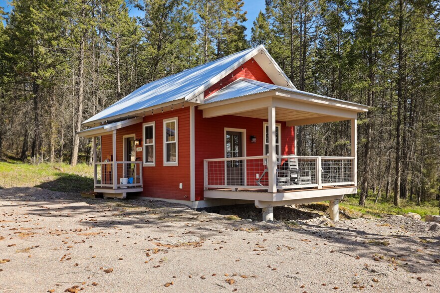 More Photos Of 100 Elk Ridge Trl, Lakeside Specialty For Sale