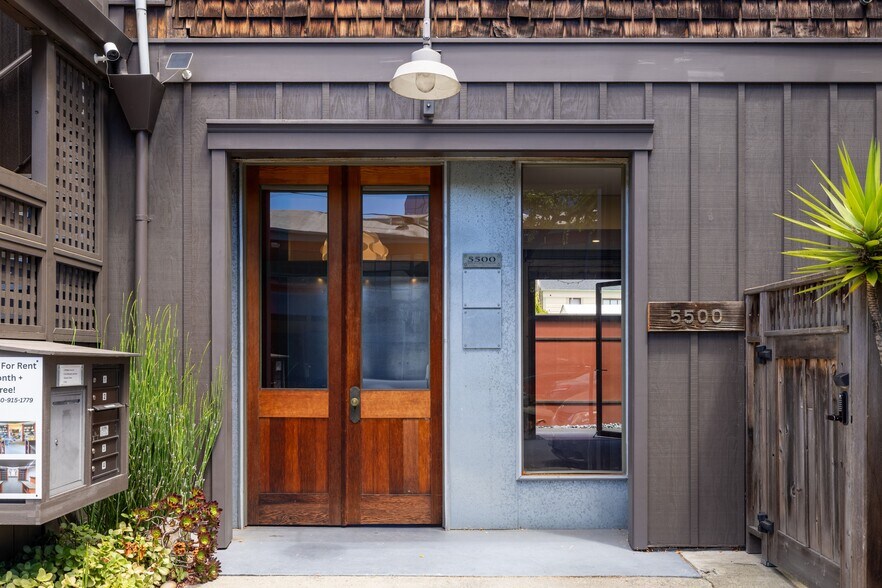 More Photos Of 5500 Doyle St, Emeryville Office For Sale