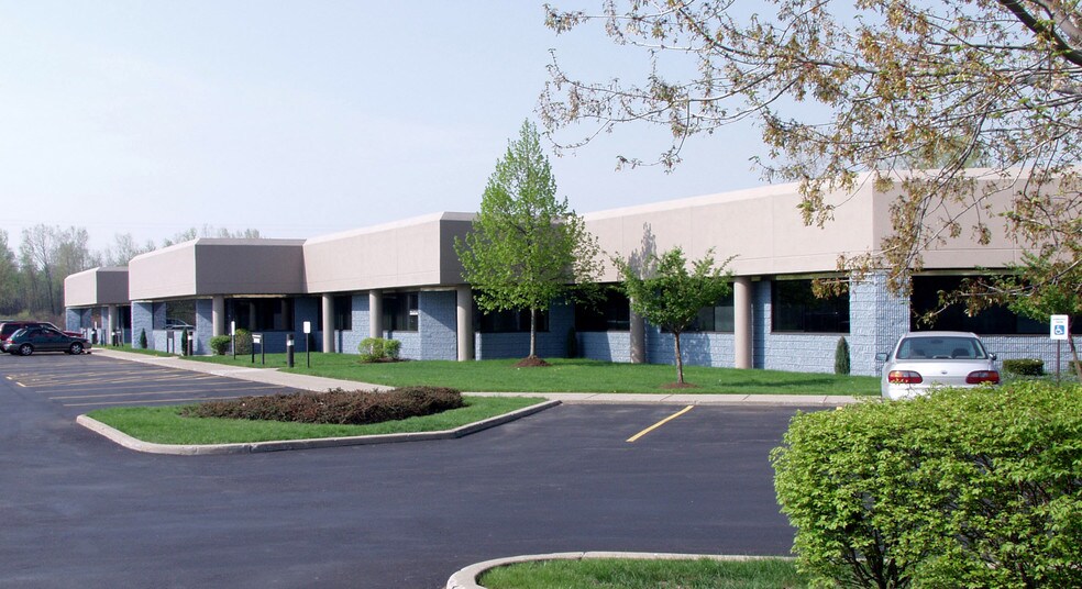 More Photos Of 455 Commerce Dr, Buffalo Research And Development For Lease