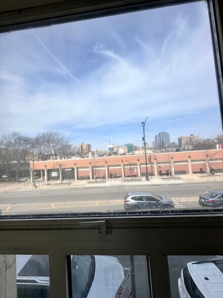 More Photos Of 1519-1525 E 55th St, Chicago Office For Sale