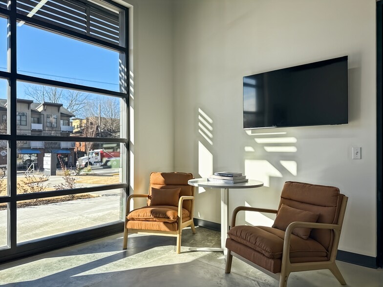 More Photos Of 17 E Stone Ave, Greenville Coworking Space