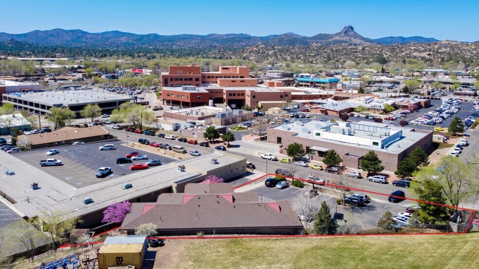 More Photos Of 1005 Division St, Prescott Medical For Sale