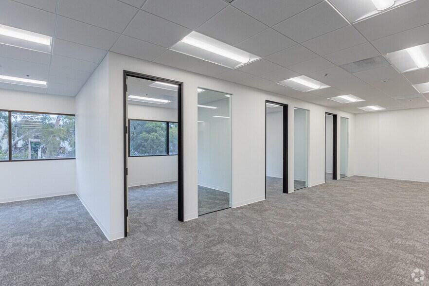 More Photos Of 191 Calle Magdalena, Encinitas Office For Sale
