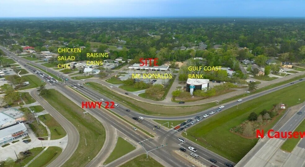 More Photos Of 2201 11th St, Mandeville Storefront Retail Office For Lease