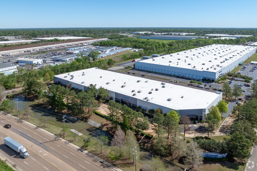 More Photos Of 5950 Freeport Ave, Memphis Distribution For Lease