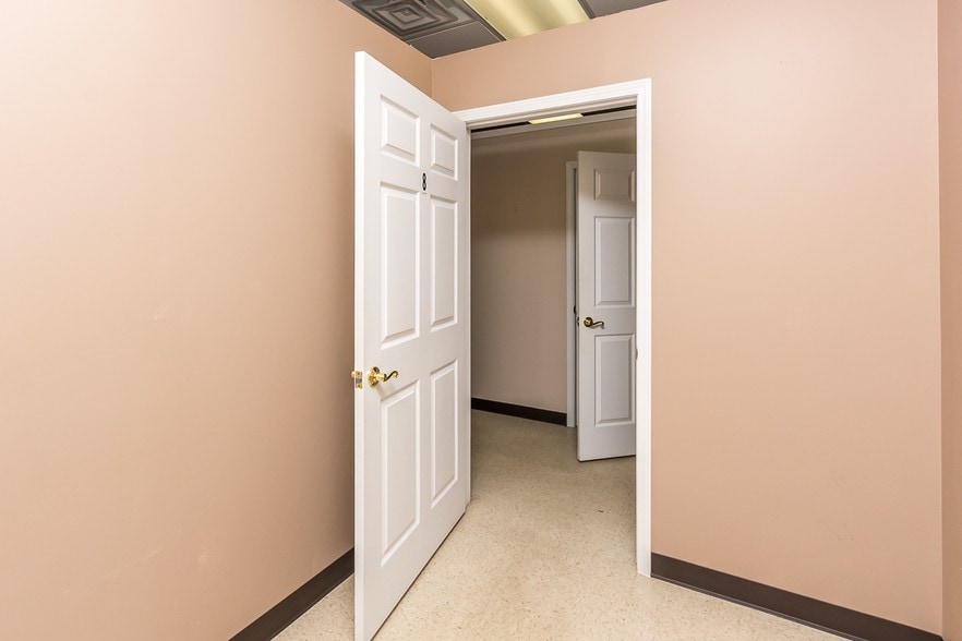 More Photos Of 133 E Main St, Youngsville General Retail For Lease