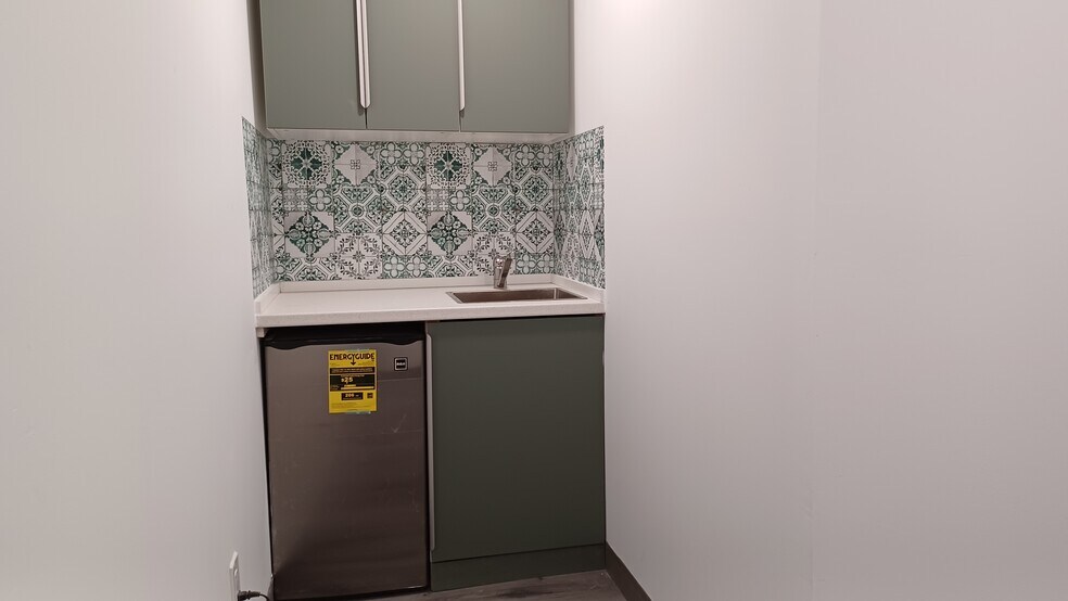 More Photos Of 731 Walker Rd, Great Falls Medical For Sale