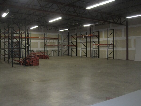 More Photos Of 223 Avenue D, Williston Warehouse For Lease